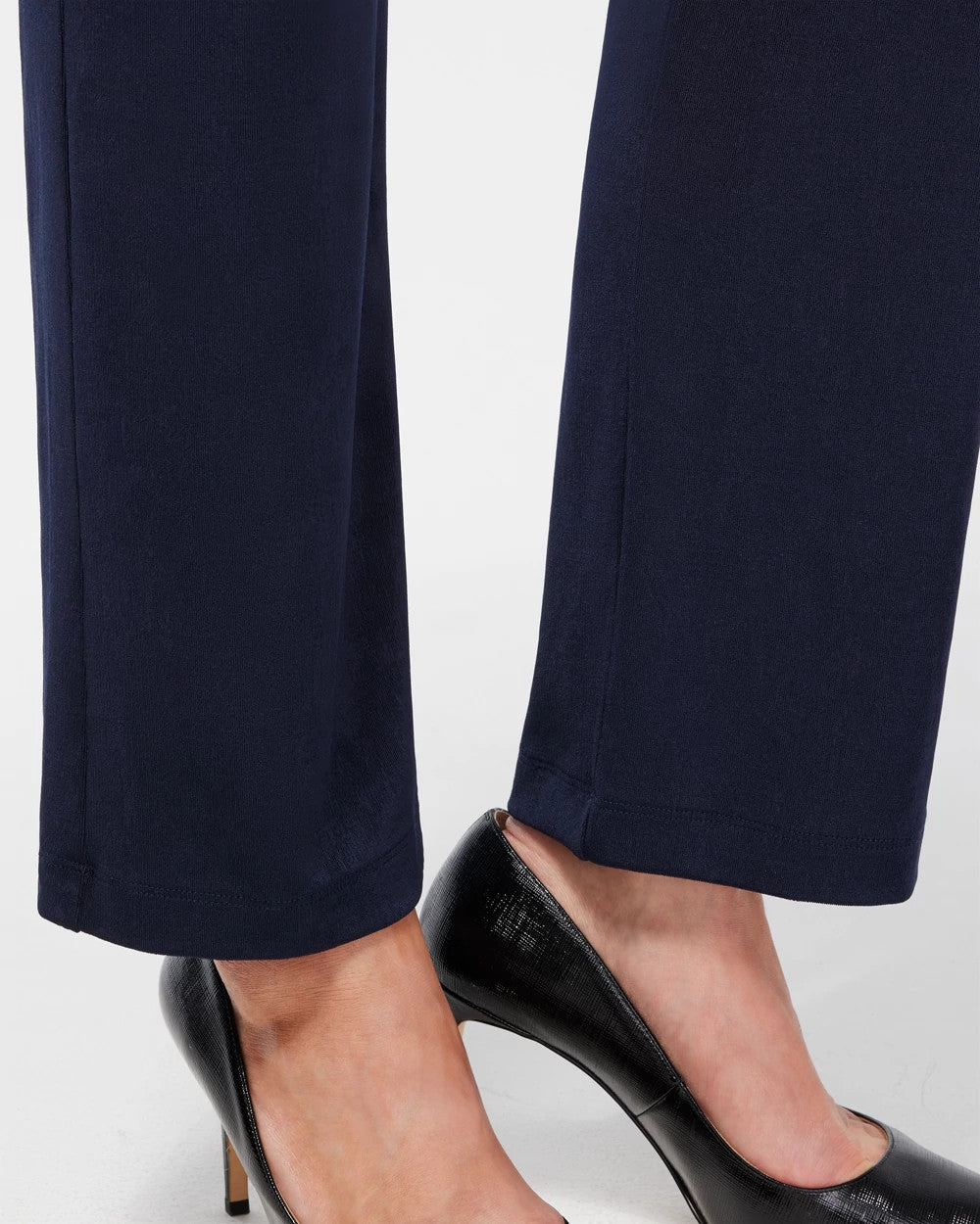 Chico's Clothing Travelers™ Classic No Tummy Pants